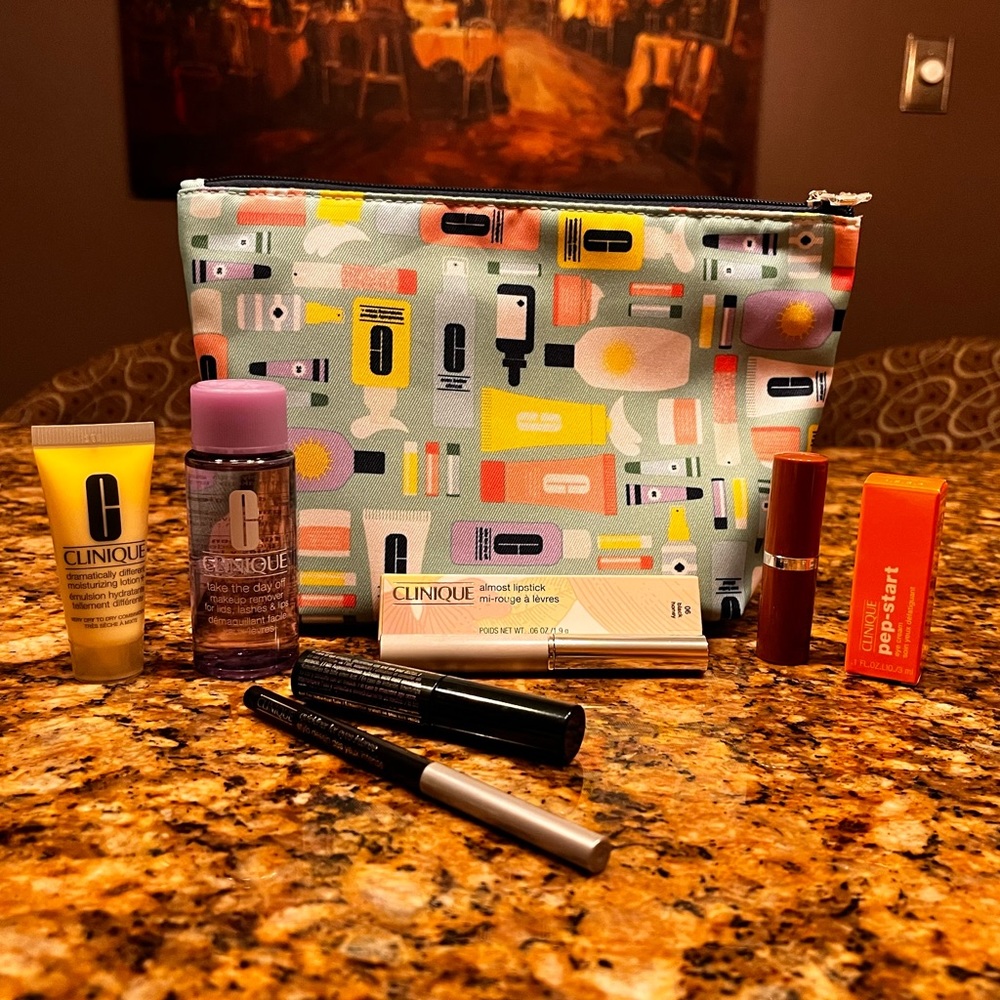 Clinique Make Up and Cleansing Combo